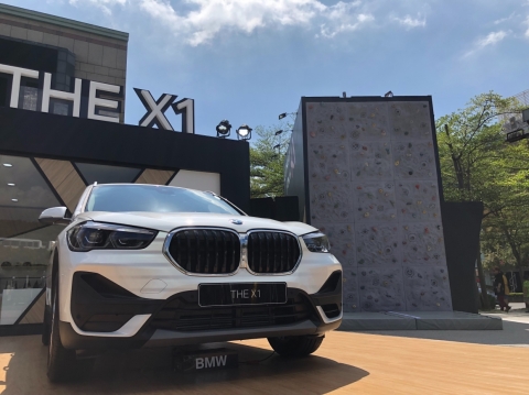 BMW X1